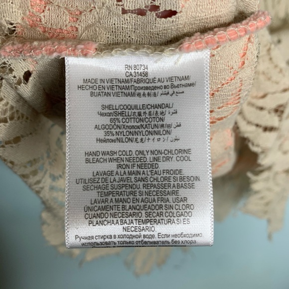 BCBGeneration Scalloped Lace Top - Picture 6 of 7